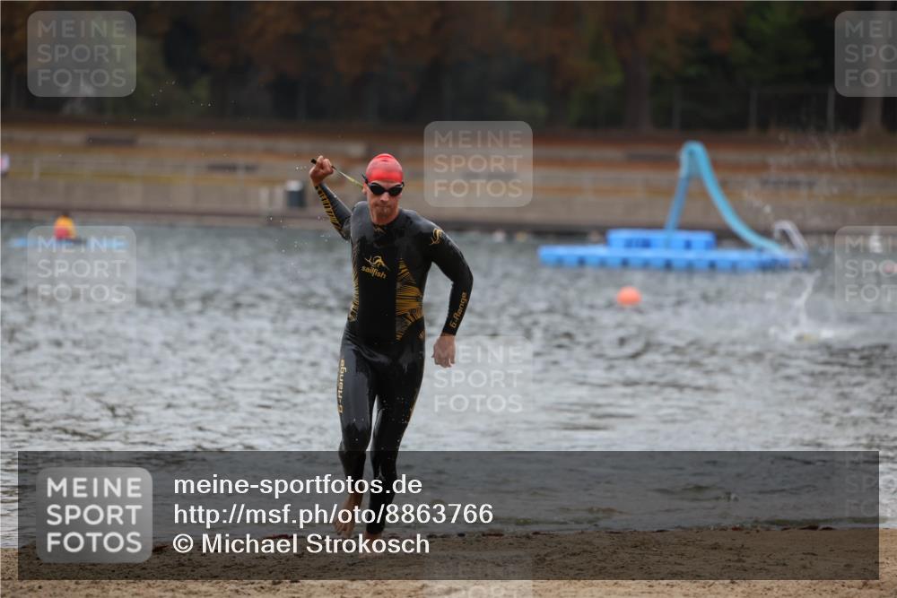 14.09.2025 - Stadtparktriathlon Michael Strokosch http://msf.ph/oto/8863766 14.09.2025 08:49:08 Schwimmen 315 meine-sportfotos.de