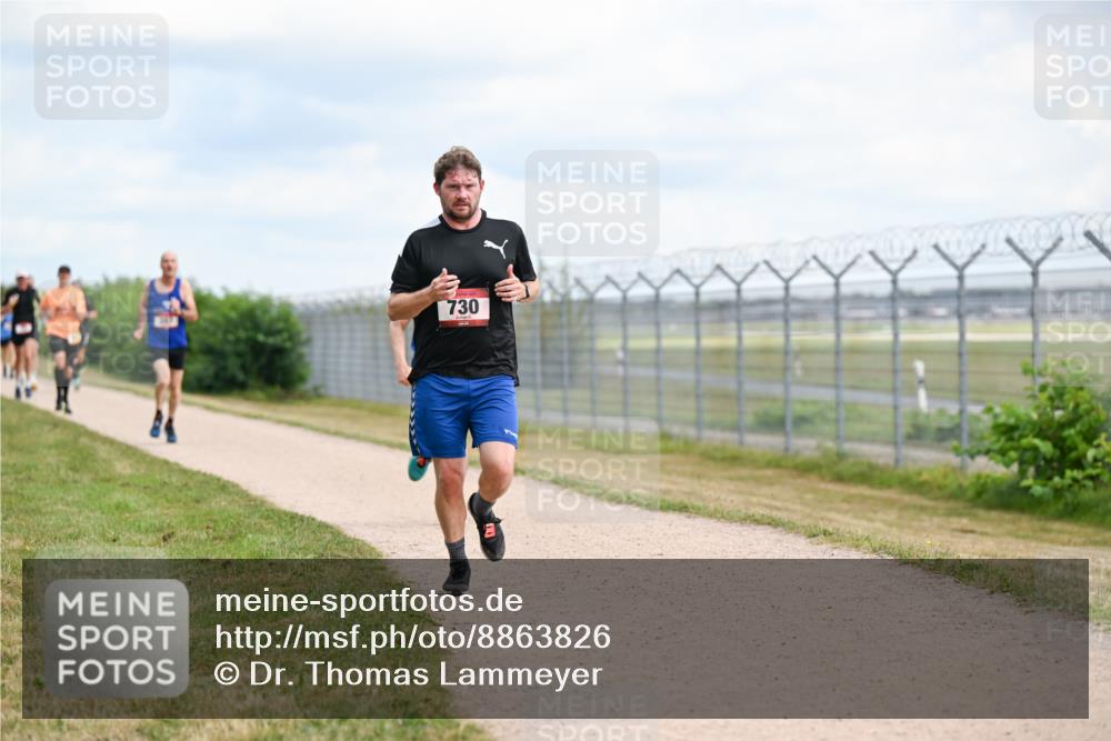 14.09.2025 - Airport Race Dr. Thomas Lammeyer http://msf.ph/oto/8863826 14.09.2025 12:03:44 Laufen 730 meine-sportfotos.de