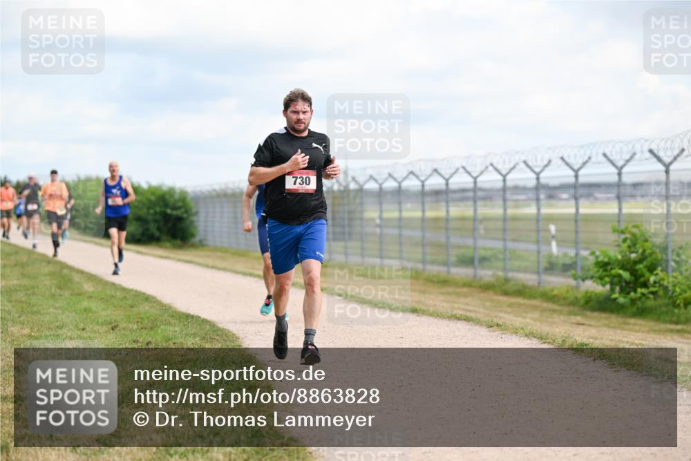 14.09.2025 - Airport Race Dr. Thomas Lammeyer http://msf.ph/oto/8863828 14.09.2025 12:03:44 Laufen 730 meine-sportfotos.de
