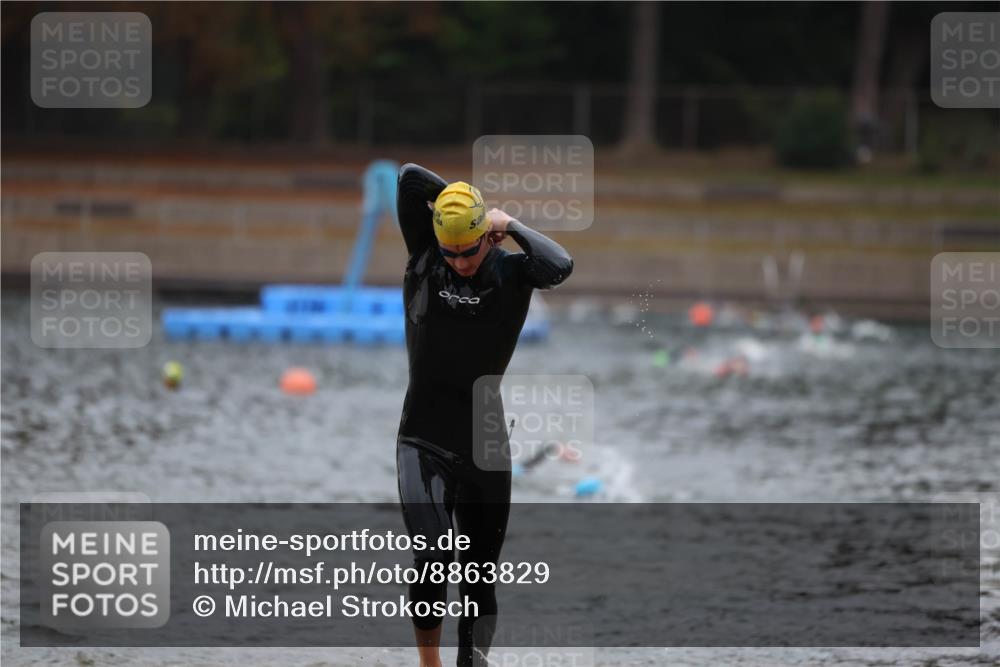 14.09.2025 - Stadtparktriathlon Michael Strokosch http://msf.ph/oto/8863829 14.09.2025 08:49:24 Schwimmen 310 meine-sportfotos.de