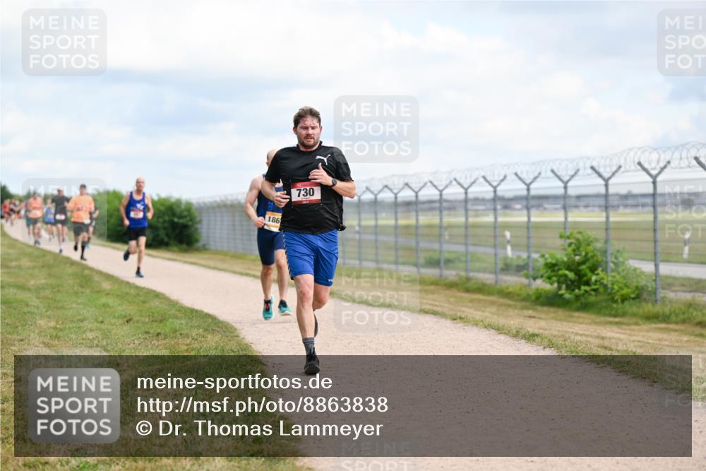 14.09.2025 - Airport Race Dr. Thomas Lammeyer http://msf.ph/oto/8863838 14.09.2025 12:03:45 Laufen 186, 730 meine-sportfotos.de