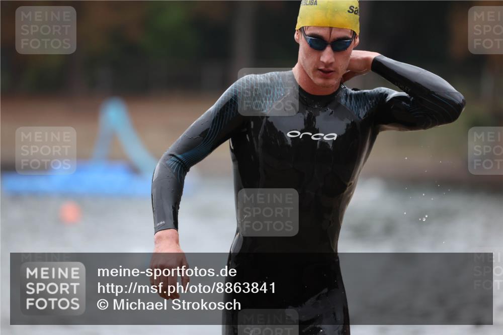 14.09.2025 - Stadtparktriathlon Michael Strokosch http://msf.ph/oto/8863841 14.09.2025 08:49:27 Schwimmen 307, 310, 334 meine-sportfotos.de