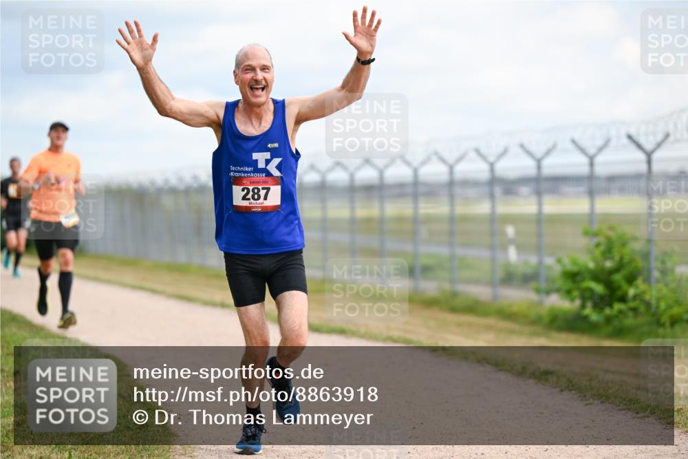 14.09.2025 - Airport Race Dr. Thomas Lammeyer http://msf.ph/oto/8863918 14.09.2025 12:03:50 Laufen 287 meine-sportfotos.de