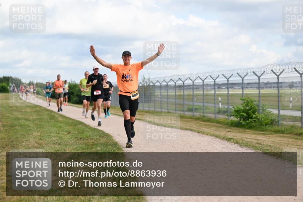 14.09.2025 - Airport Race Dr. Thomas Lammeyer http://msf.ph/oto/8863936 14.09.2025 12:03:53 Laufen 1262, 79, 42, 4060 meine-sportfotos.de