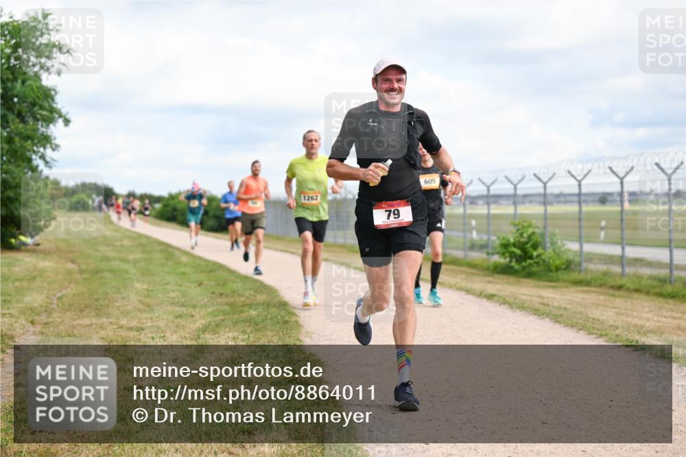 14.09.2025 - Airport Race Dr. Thomas Lammeyer http://msf.ph/oto/8864011 14.09.2025 12:03:57 Laufen 1262, 79, 605 meine-sportfotos.de