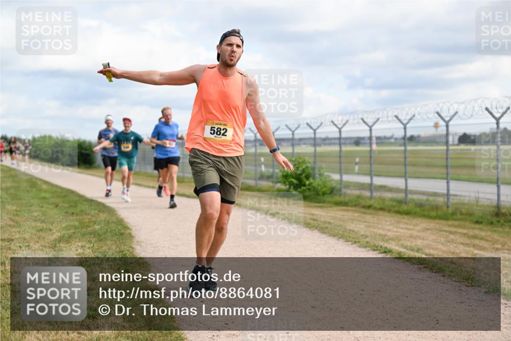 14.09.2025 - Airport Race Dr. Thomas Lammeyer http://msf.ph/oto/8864081 14.09.2025 12:04:02 Laufen 582 meine-sportfotos.de