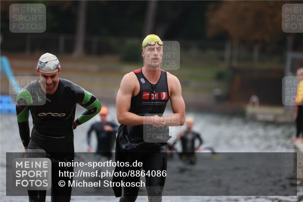 14.09.2025 - Stadtparktriathlon Michael Strokosch http://msf.ph/oto/8864086 14.09.2025 08:50:47 Schwimmen 314, 322, 331, 344, 365, 377 meine-sportfotos.de