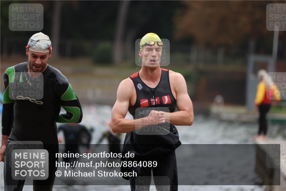 14.09.2025 - Stadtparktriathlon Michael Strokosch http://msf.ph/oto/8864089 14.09.2025 08:50:48 Schwimmen 314, 322, 331, 344, 365, 374, 377 meine-sportfotos.de