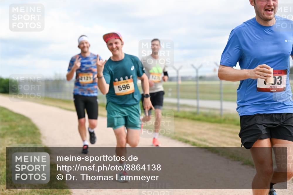 14.09.2025 - Airport Race Dr. Thomas Lammeyer http://msf.ph/oto/8864138 14.09.2025 12:04:06 Laufen 596, 03 meine-sportfotos.de