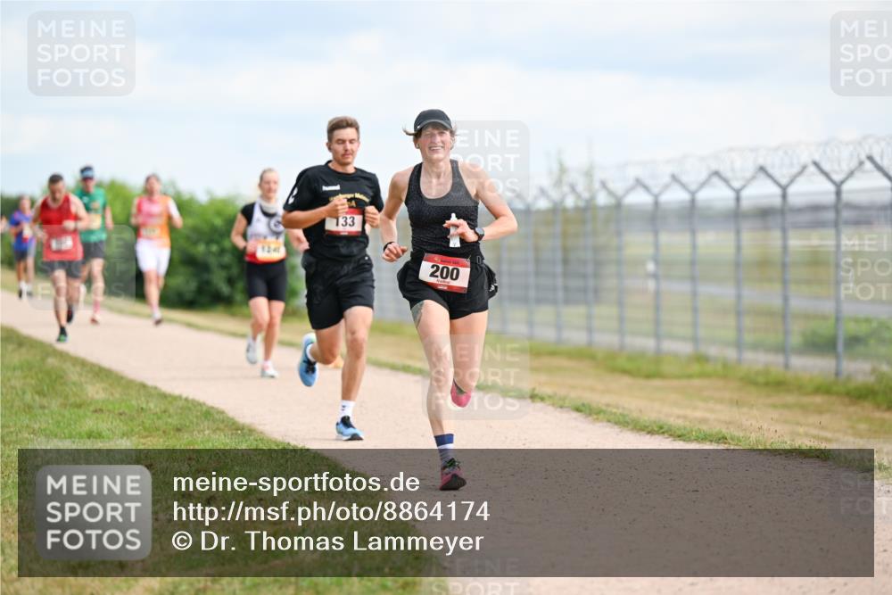 14.09.2025 - Airport Race Dr. Thomas Lammeyer http://msf.ph/oto/8864174 14.09.2025 12:04:13 Laufen 1341, 133, 200 meine-sportfotos.de