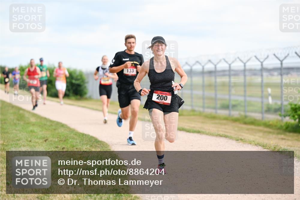 14.09.2025 - Airport Race Dr. Thomas Lammeyer http://msf.ph/oto/8864204 14.09.2025 12:04:15 Laufen 133, 200 meine-sportfotos.de