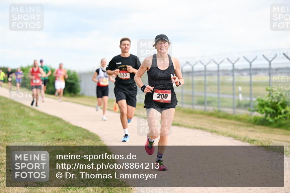 14.09.2025 - Airport Race Dr. Thomas Lammeyer http://msf.ph/oto/8864213 14.09.2025 12:04:15 Laufen 133, 200 meine-sportfotos.de