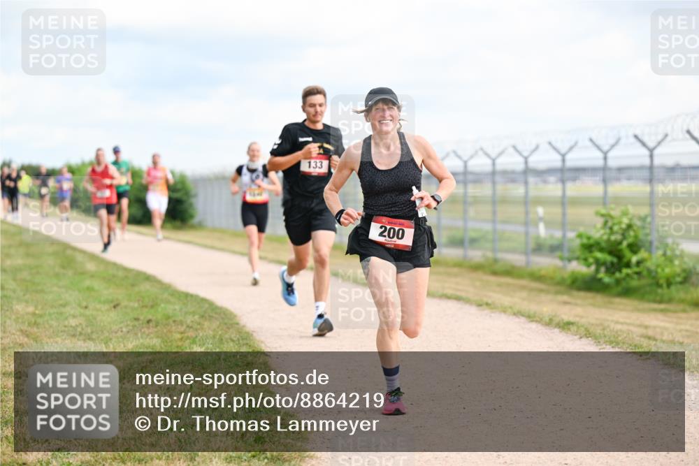 14.09.2025 - Airport Race Dr. Thomas Lammeyer http://msf.ph/oto/8864219 14.09.2025 12:04:16 Laufen 133, 200 meine-sportfotos.de