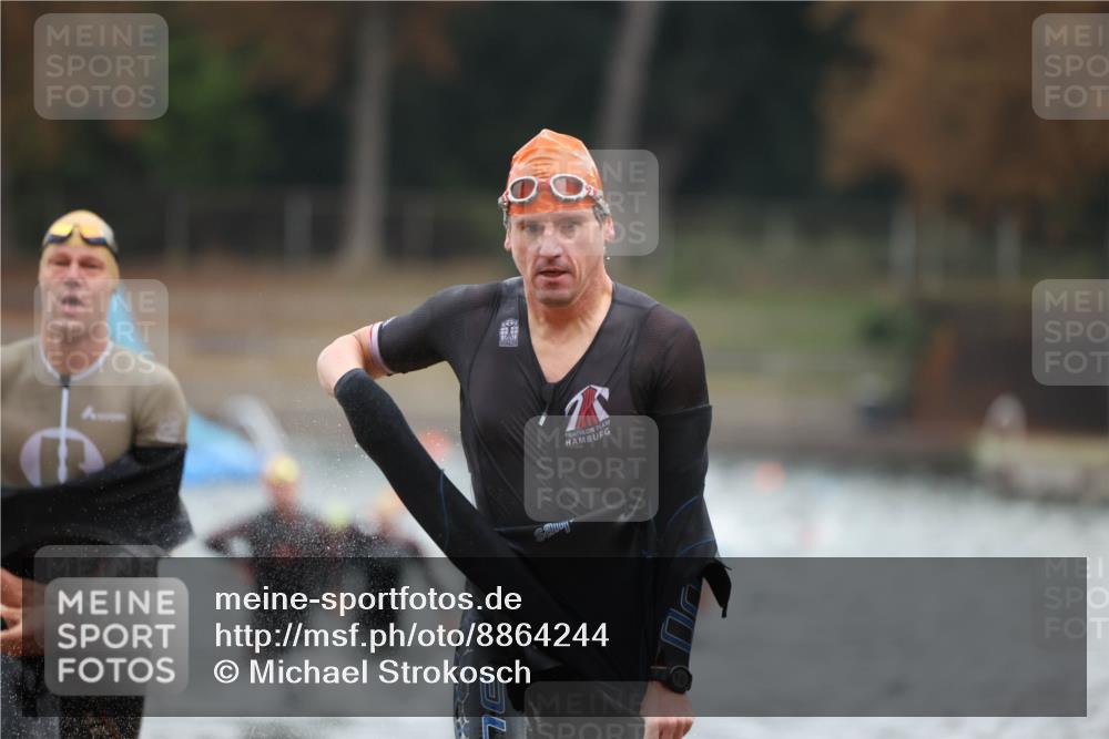 14.09.2025 - Stadtparktriathlon Michael Strokosch http://msf.ph/oto/8864244 14.09.2025 08:51:29 Schwimmen 301, 318, 324, 340, 347, 350, 354, 373 meine-sportfotos.de