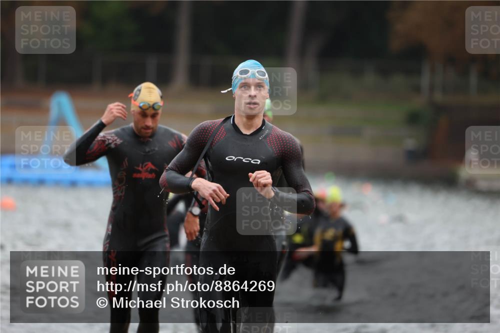 14.09.2025 - Stadtparktriathlon Michael Strokosch http://msf.ph/oto/8864269 14.09.2025 08:51:37 Schwimmen 318, 323, 324, 345, 347, 354, 363, 370, 373, 375 meine-sportfotos.de