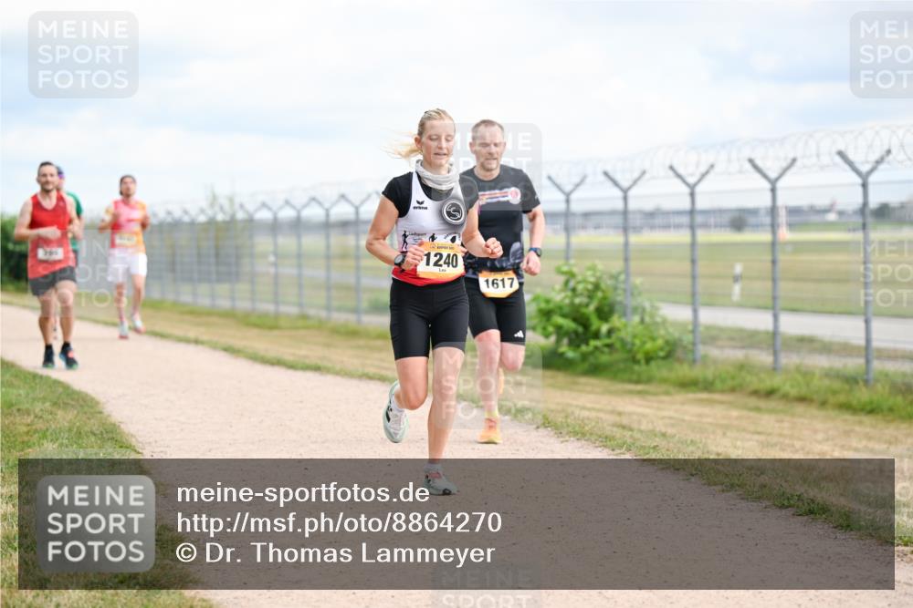 14.09.2025 - Airport Race Dr. Thomas Lammeyer http://msf.ph/oto/8864270 14.09.2025 12:04:19 Laufen 1240, 1617 meine-sportfotos.de