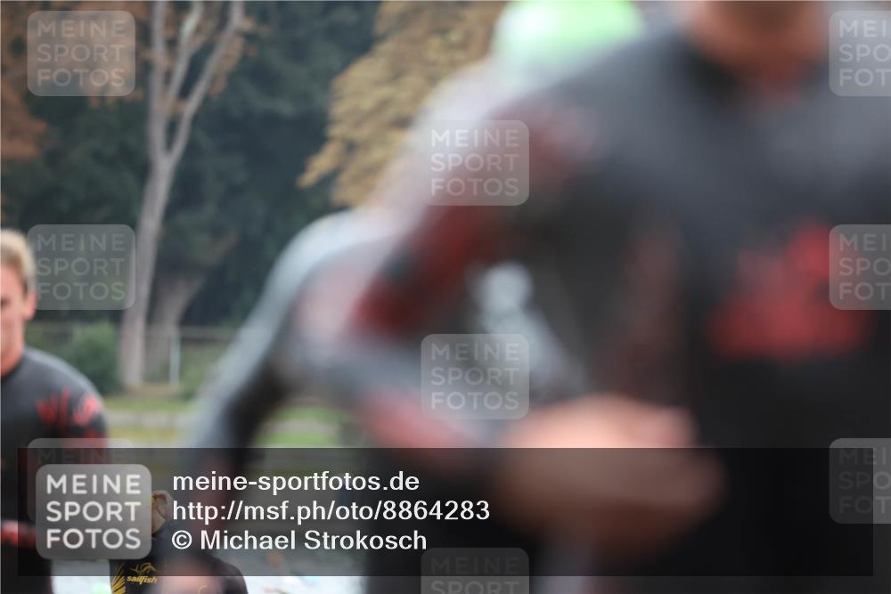 14.09.2025 - Stadtparktriathlon Michael Strokosch http://msf.ph/oto/8864283 14.09.2025 08:51:40 Schwimmen 323, 324, 326, 345, 347, 352, 354, 363, 370, 373, 375 meine-sportfotos.de
