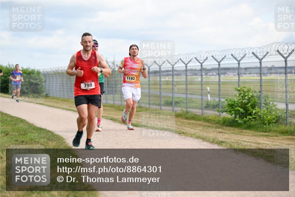 14.09.2025 - Airport Race Dr. Thomas Lammeyer http://msf.ph/oto/8864301 14.09.2025 12:04:22 Laufen 1193, 799 meine-sportfotos.de