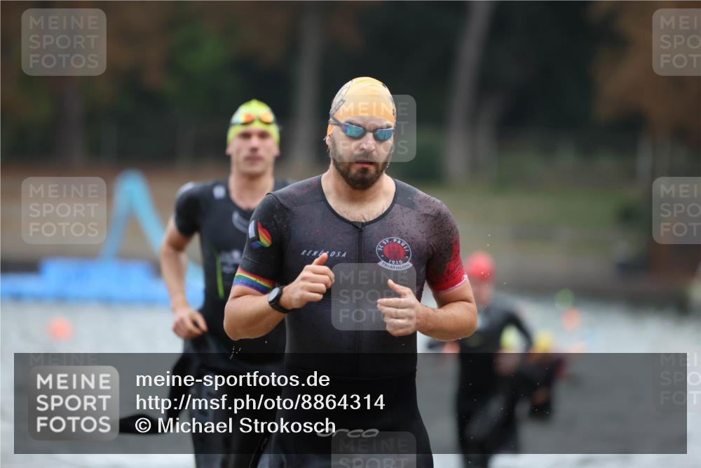 14.09.2025 - Stadtparktriathlon Michael Strokosch http://msf.ph/oto/8864314 14.09.2025 08:51:47 Schwimmen 304, 323, 326, 333, 342, 345, 352, 358, 362, 363, 370, 371, 375 meine-sportfotos.de