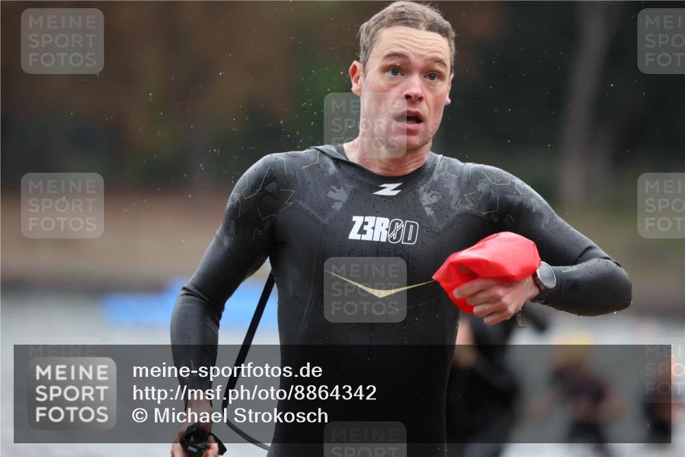 14.09.2025 - Stadtparktriathlon Michael Strokosch http://msf.ph/oto/8864342 14.09.2025 08:51:53 Schwimmen 304, 326, 333, 342, 352, 358, 362, 371 meine-sportfotos.de