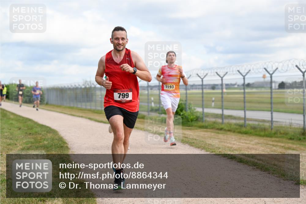 14.09.2025 - Airport Race Dr. Thomas Lammeyer http://msf.ph/oto/8864344 14.09.2025 12:04:24 Laufen 799, 1193 meine-sportfotos.de