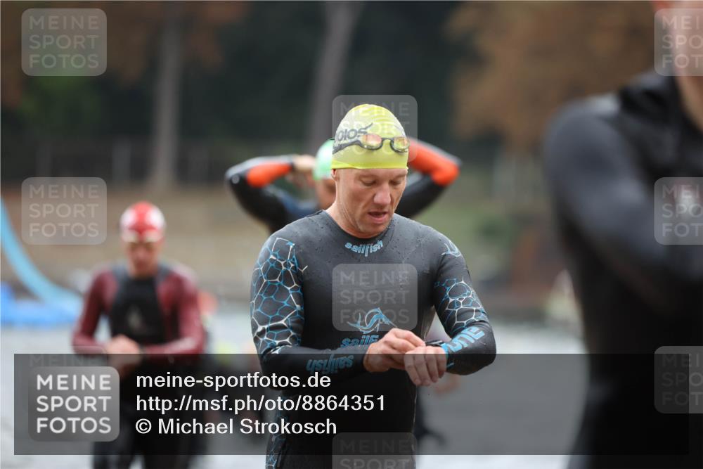 14.09.2025 - Stadtparktriathlon Michael Strokosch http://msf.ph/oto/8864351 14.09.2025 08:51:55 Schwimmen 304, 333, 337, 342, 352, 358, 362, 371, 451 meine-sportfotos.de