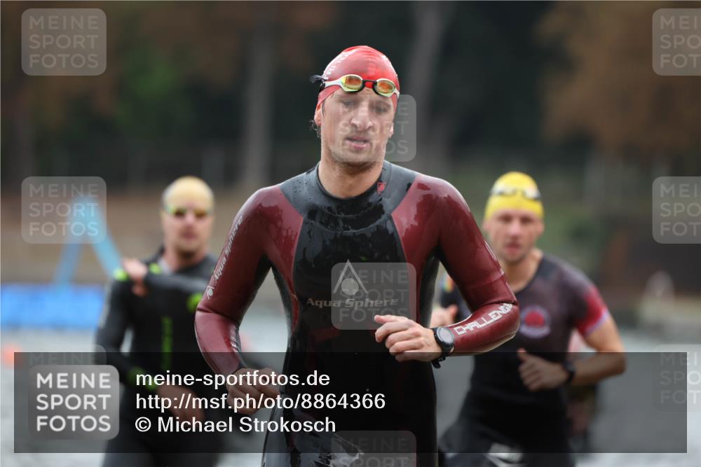 14.09.2025 - Stadtparktriathlon Michael Strokosch http://msf.ph/oto/8864366 14.09.2025 08:51:58 Schwimmen 304, 333, 337, 341, 342, 358, 362, 366, 371, 451 meine-sportfotos.de