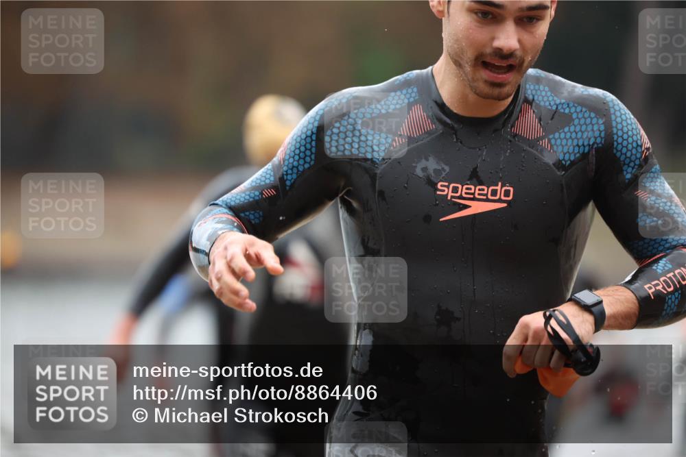 14.09.2025 - Stadtparktriathlon Michael Strokosch http://msf.ph/oto/8864406 14.09.2025 08:52:08 Schwimmen 316, 325, 327, 328, 337, 341, 366, 372, 451 meine-sportfotos.de
