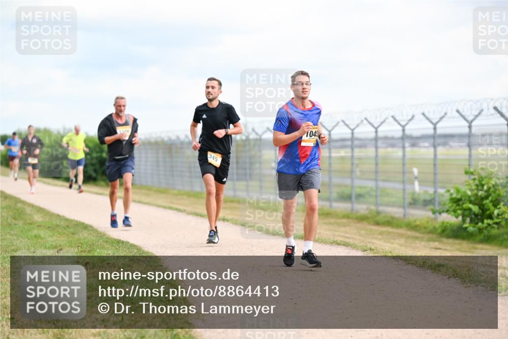 14.09.2025 - Airport Race Dr. Thomas Lammeyer http://msf.ph/oto/8864413 14.09.2025 12:04:31 Laufen 15, 06, 345, 1045 meine-sportfotos.de