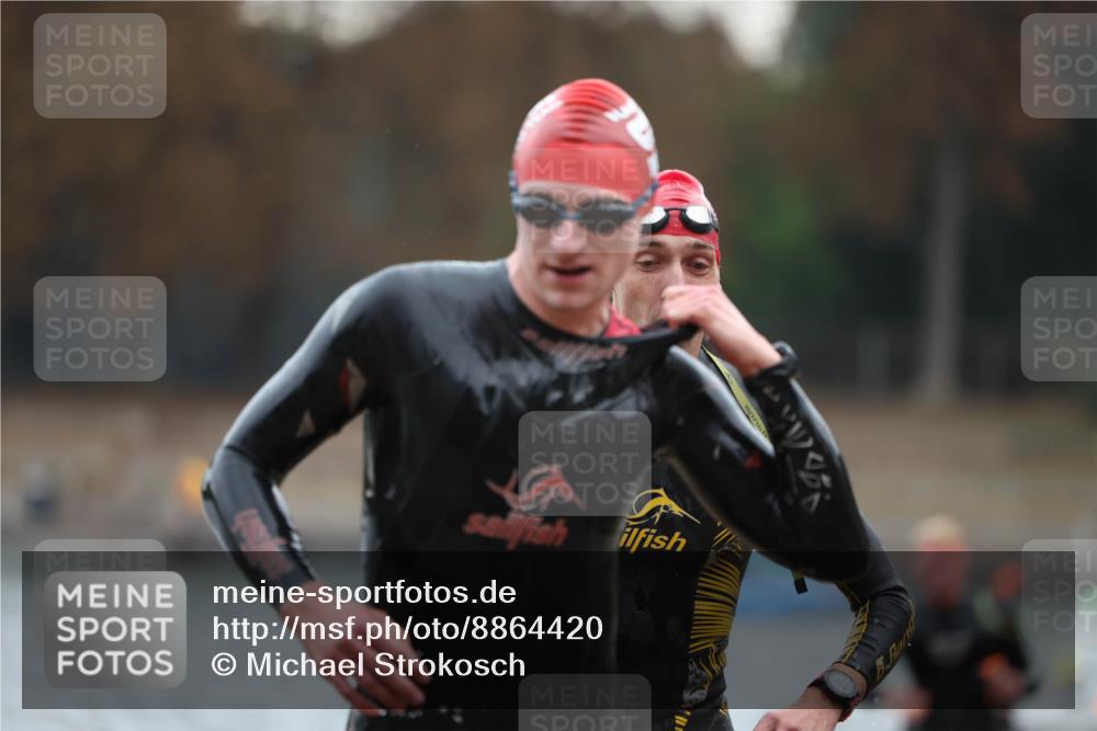 14.09.2025 - Stadtparktriathlon Michael Strokosch http://msf.ph/oto/8864420 14.09.2025 08:52:12 Schwimmen 316, 325, 327, 328, 332, 341, 366, 372 meine-sportfotos.de