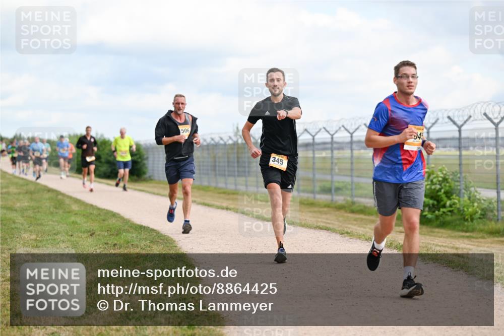 14.09.2025 - Airport Race Dr. Thomas Lammeyer http://msf.ph/oto/8864425 14.09.2025 12:04:33 Laufen 506, 345, 45 meine-sportfotos.de