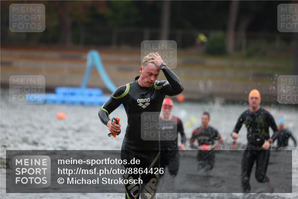 14.09.2025 - Stadtparktriathlon Michael Strokosch http://msf.ph/oto/8864426 14.09.2025 08:52:14 Schwimmen 316, 325, 327, 328, 332, 372 meine-sportfotos.de