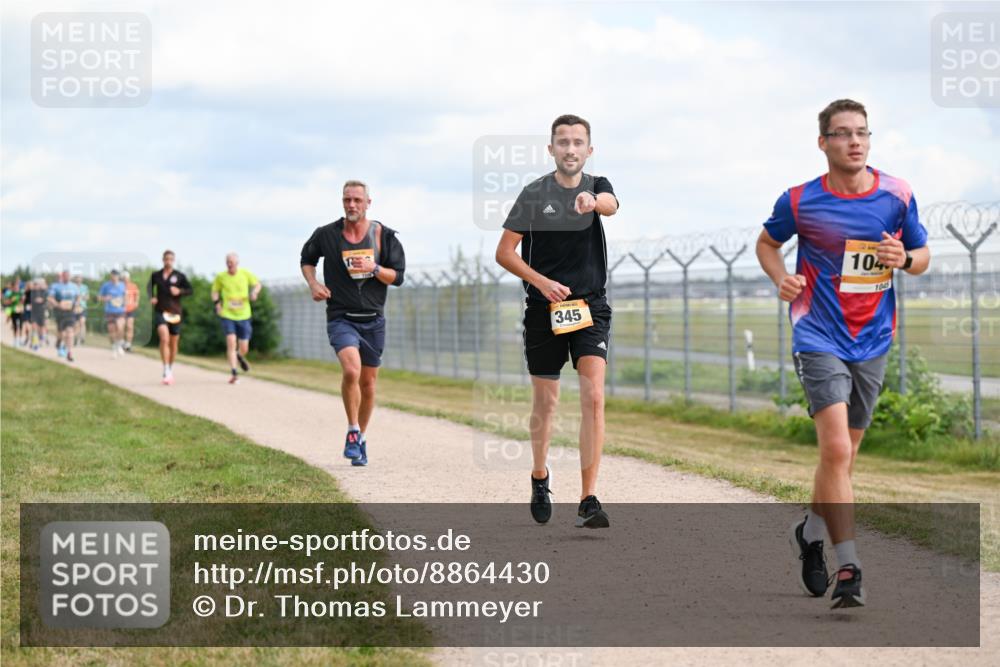 14.09.2025 - Airport Race Dr. Thomas Lammeyer http://msf.ph/oto/8864430 14.09.2025 12:04:33 Laufen 345, 104 meine-sportfotos.de