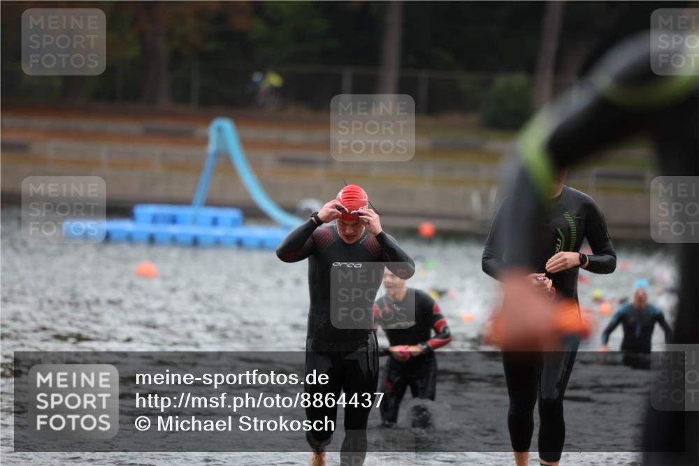 14.09.2025 - Stadtparktriathlon Michael Strokosch http://msf.ph/oto/8864437 14.09.2025 08:52:17 Schwimmen 316, 325, 327, 332, 349 meine-sportfotos.de