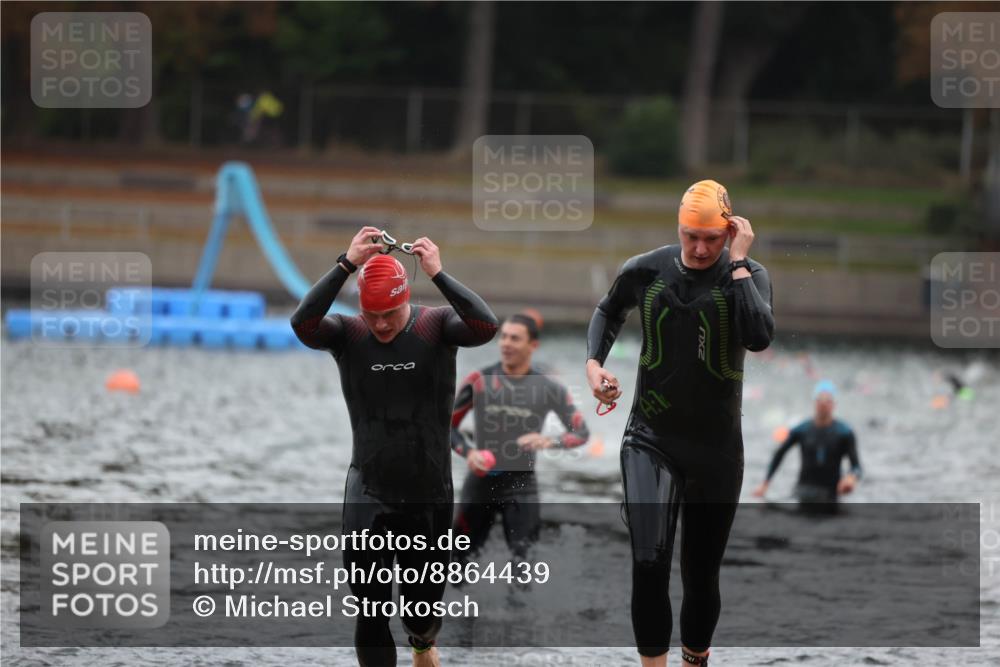 14.09.2025 - Stadtparktriathlon Michael Strokosch http://msf.ph/oto/8864439 14.09.2025 08:52:17 Schwimmen 316, 325, 327, 332, 349 meine-sportfotos.de