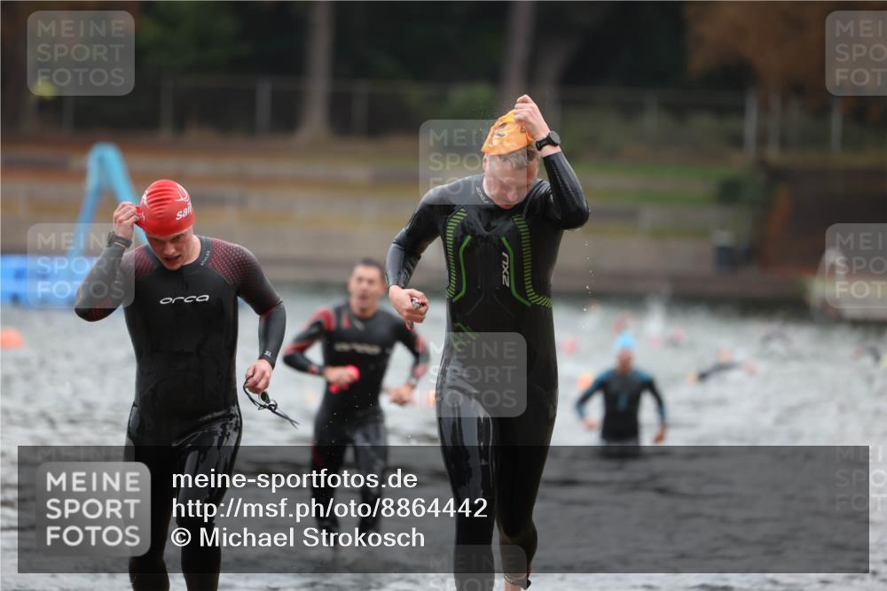 14.09.2025 - Stadtparktriathlon Michael Strokosch http://msf.ph/oto/8864442 14.09.2025 08:52:18 Schwimmen 316, 325, 327, 332, 349 meine-sportfotos.de