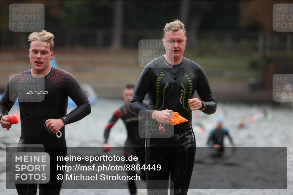 14.09.2025 - Stadtparktriathlon Michael Strokosch http://msf.ph/oto/8864449 14.09.2025 08:52:19 Schwimmen 316, 325, 327, 332, 349 meine-sportfotos.de