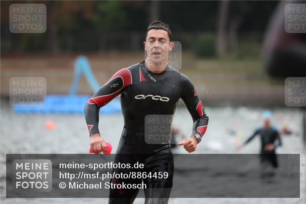 14.09.2025 - Stadtparktriathlon Michael Strokosch http://msf.ph/oto/8864459 14.09.2025 08:52:21 Schwimmen 316, 325, 332, 349 meine-sportfotos.de