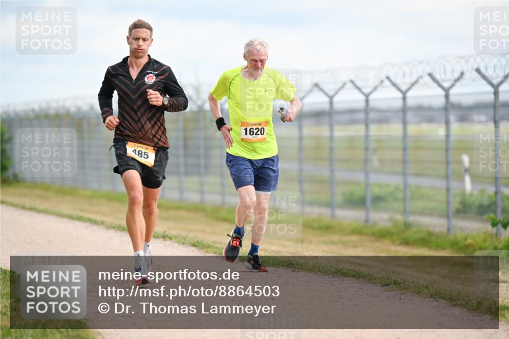 14.09.2025 - Airport Race Dr. Thomas Lammeyer http://msf.ph/oto/8864503 14.09.2025 12:04:38 Laufen 485, 1620 meine-sportfotos.de