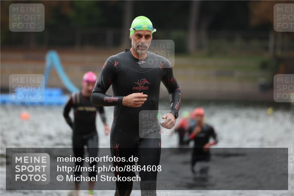 14.09.2025 - Stadtparktriathlon Michael Strokosch http://msf.ph/oto/8864608 14.09.2025 08:53:12 Schwimmen 303, 306, 317, 359, 367, 378 meine-sportfotos.de