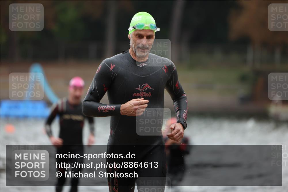 14.09.2025 - Stadtparktriathlon Michael Strokosch http://msf.ph/oto/8864613 14.09.2025 08:53:12 Schwimmen 303, 306, 317, 359, 367, 378 meine-sportfotos.de