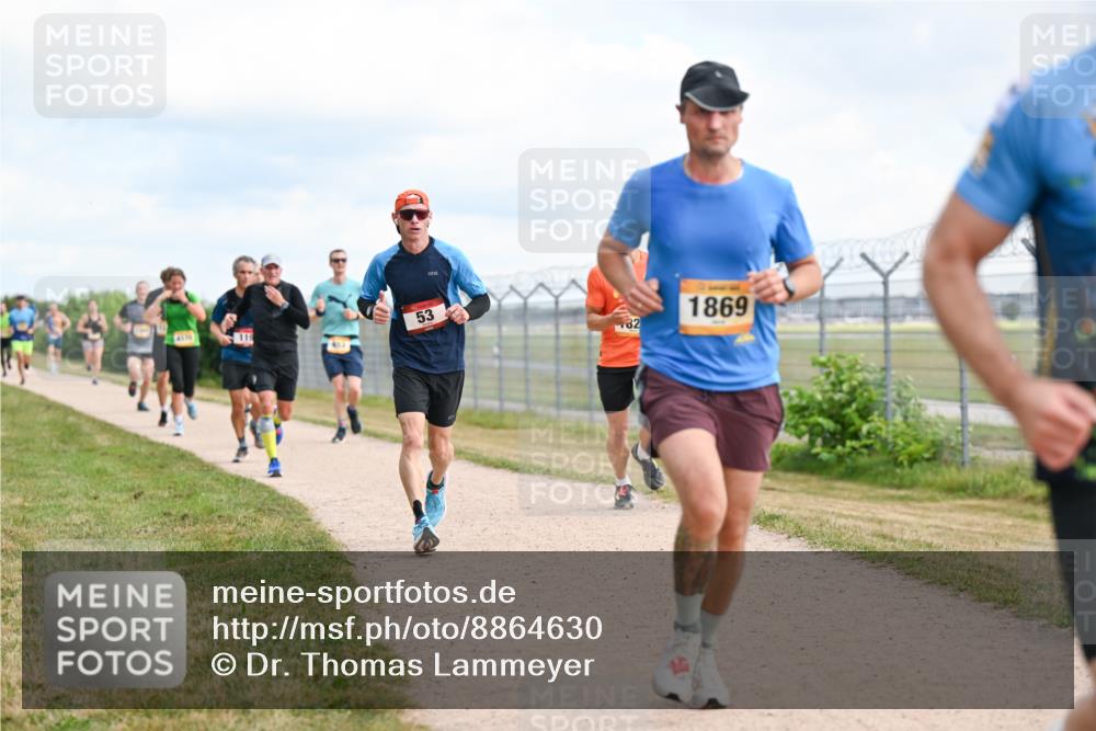 14.09.2025 - Airport Race Dr. Thomas Lammeyer http://msf.ph/oto/8864630 14.09.2025 12:04:46 Laufen 119, 53, 82, 1869 meine-sportfotos.de