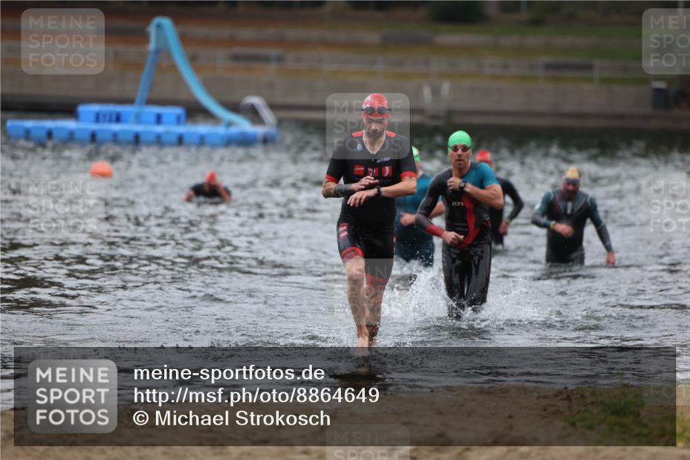 14.09.2025 - Stadtparktriathlon Michael Strokosch http://msf.ph/oto/8864649 14.09.2025 08:53:23 Schwimmen 356, 357, 378, 476 meine-sportfotos.de