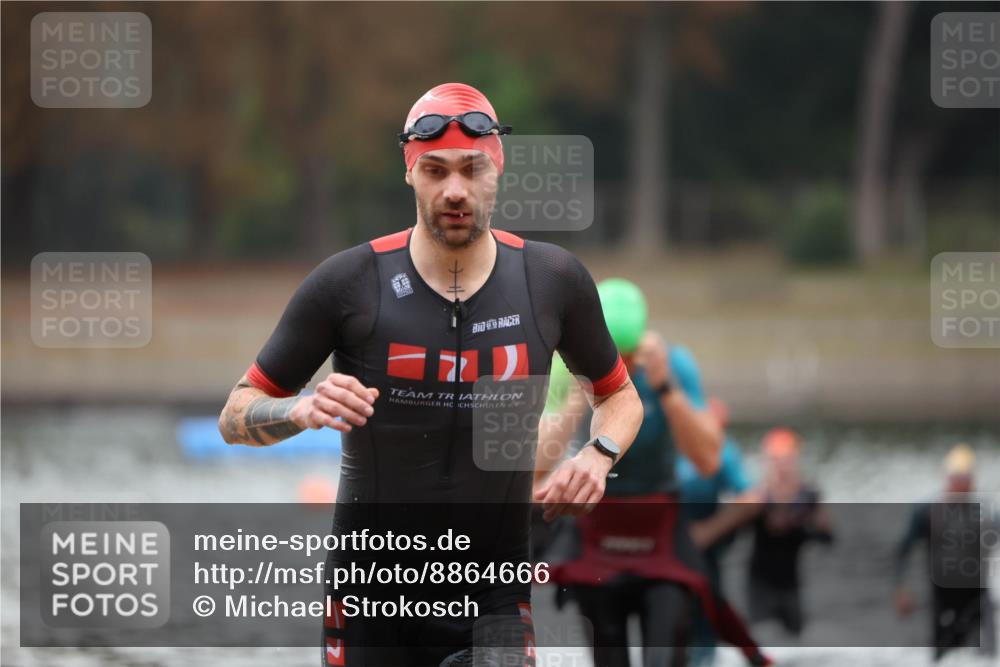 14.09.2025 - Stadtparktriathlon Michael Strokosch http://msf.ph/oto/8864666 14.09.2025 08:53:29 Schwimmen 346, 356, 357, 476, 480 meine-sportfotos.de