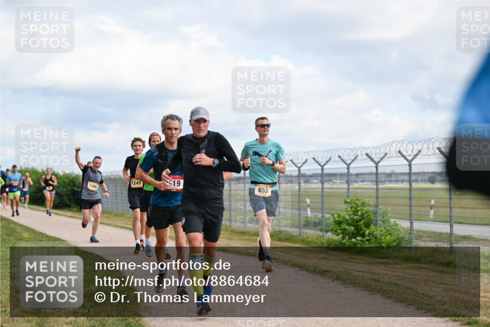 14.09.2025 - Airport Race Dr. Thomas Lammeyer http://msf.ph/oto/8864684 14.09.2025 12:04:50 Laufen 1300, 1245, 19, 653 meine-sportfotos.de