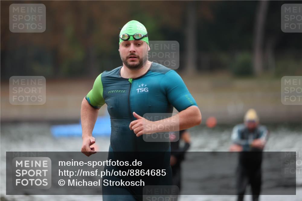 14.09.2025 - Stadtparktriathlon Michael Strokosch http://msf.ph/oto/8864685 14.09.2025 08:53:34 Schwimmen 346, 356, 357, 480 meine-sportfotos.de