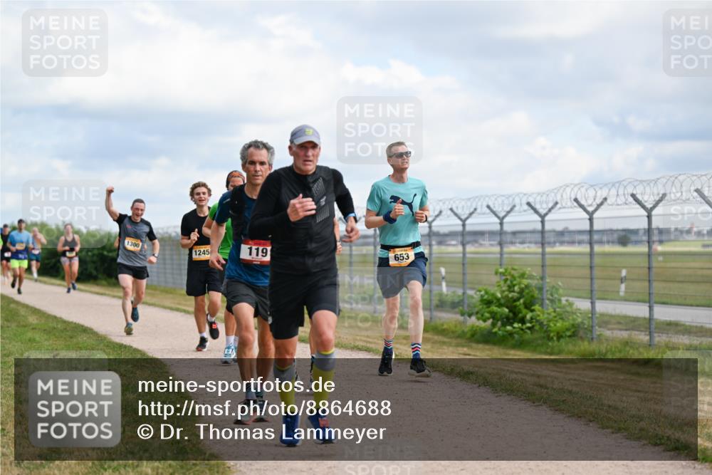 14.09.2025 - Airport Race Dr. Thomas Lammeyer http://msf.ph/oto/8864688 14.09.2025 12:04:50 Laufen 1300, 1245, 119, 653 meine-sportfotos.de