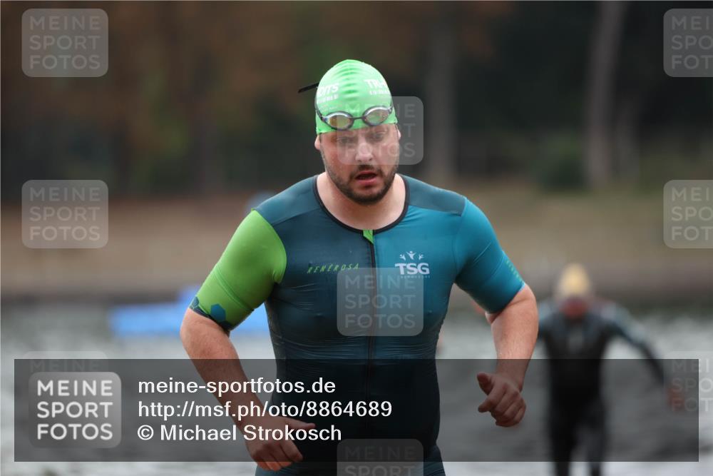 14.09.2025 - Stadtparktriathlon Michael Strokosch http://msf.ph/oto/8864689 14.09.2025 08:53:34 Schwimmen 346, 356, 357, 480 meine-sportfotos.de
