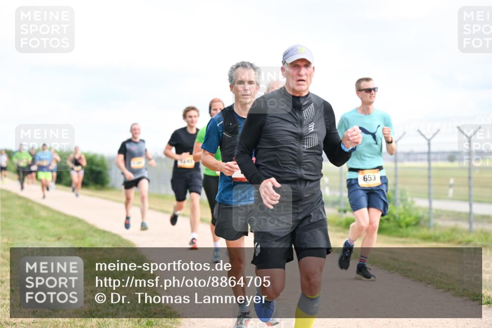 14.09.2025 - Airport Race Dr. Thomas Lammeyer http://msf.ph/oto/8864705 14.09.2025 12:04:51 Laufen 4241, 653 meine-sportfotos.de
