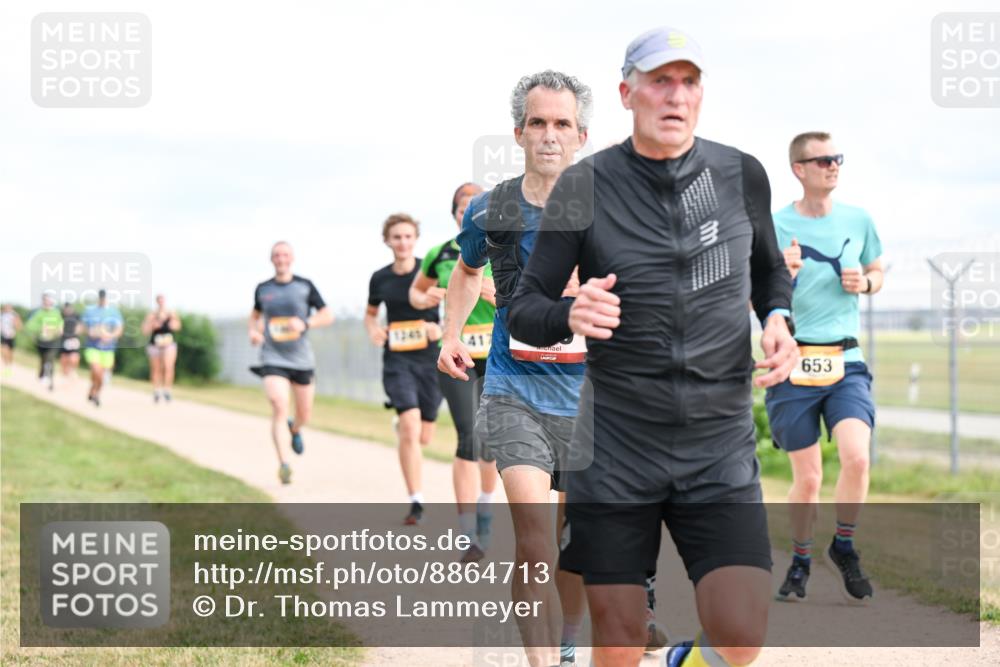 14.09.2025 - Airport Race Dr. Thomas Lammeyer http://msf.ph/oto/8864713 14.09.2025 12:04:51 Laufen 1345, 41, 653 meine-sportfotos.de